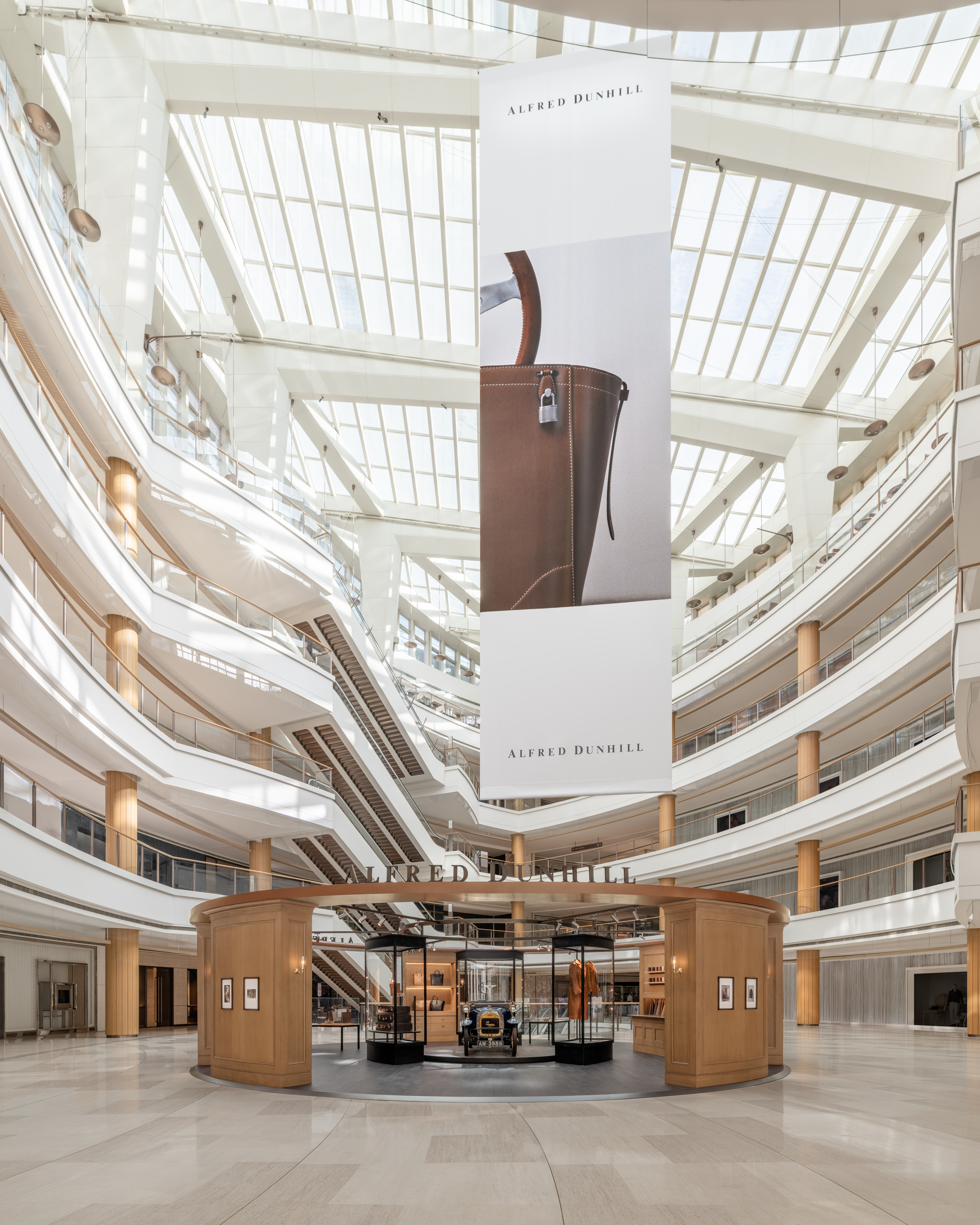 DUNHILL_Plaza66_PopUp_0029.jpg